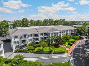 300 Cagney 215, Newport Beach CA 92663