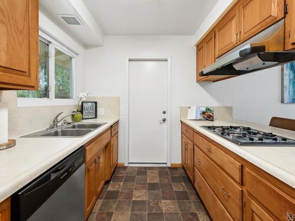 9217 Via Colina, La Mesa CA 91941