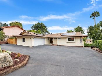 9217 Via Colina