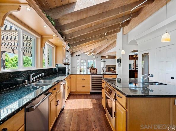 9450 La Jolla Farms Road, La Jolla CA 92037