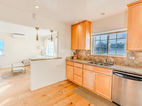 425 8th St, Imperial Beach CA 91932