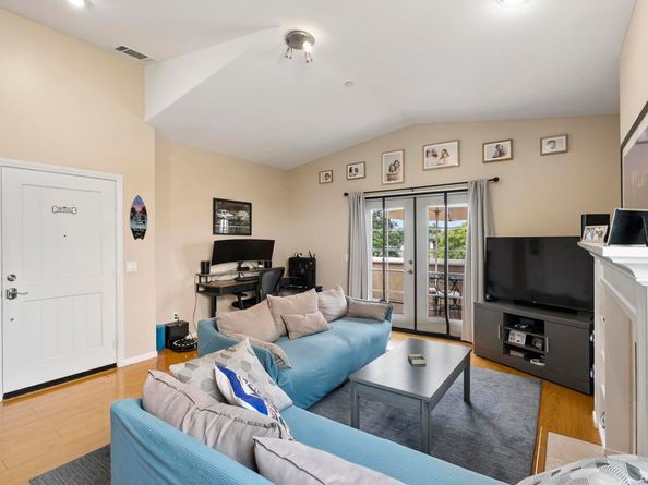 535 F Avenue 4, Coronado CA 92118