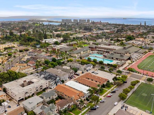 535 F Avenue 4, Coronado CA 92118