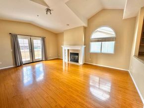 535 F Avenue 4, Coronado CA 92118