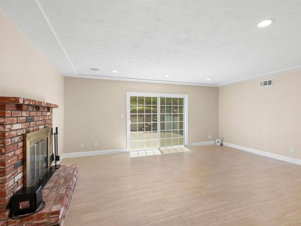 202 E J St, Chula Vista CA 91910
