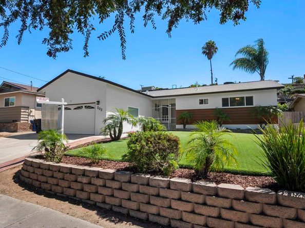 202 E J St, Chula Vista CA 91910