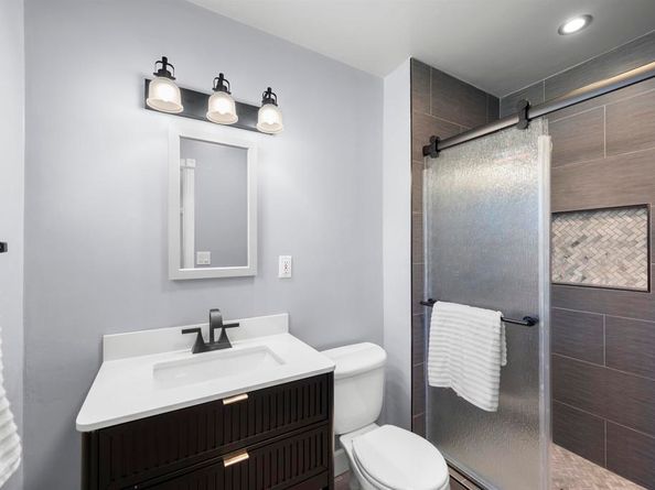 202 E J St, Chula Vista CA 91910