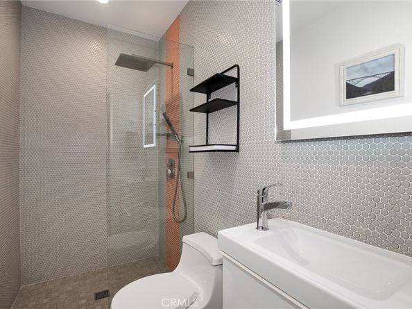 5639 Ash Street, Los Angeles CA 90042