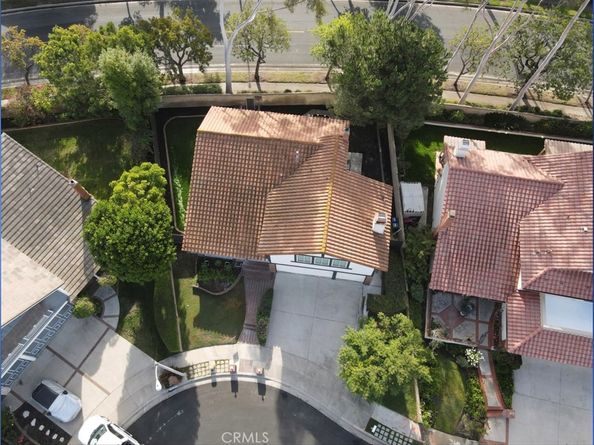 25052 Calle Arenal, Lake Forest CA 92630