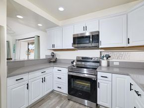 1935 Sunset Drive 45, Escondido CA 92025