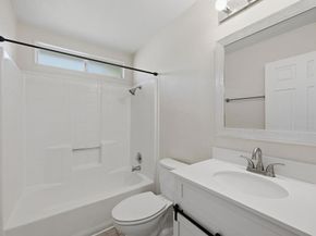 647 Via Costa Rica, Vista CA 92081