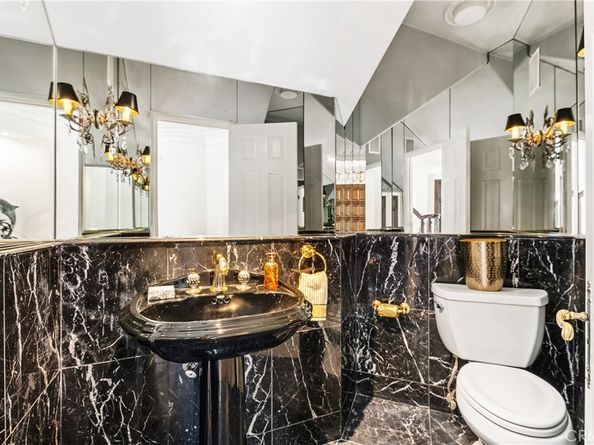401 Piazza Lido, Newport Beach CA 92663