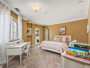 401 Piazza Lido, Newport Beach CA 92663