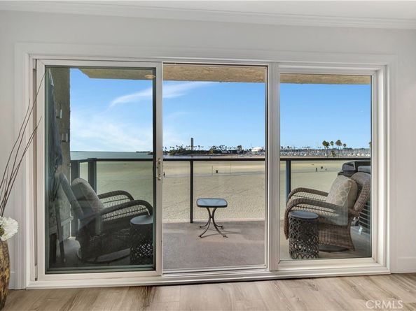 1 3rd Place 302, Long Beach CA 90802