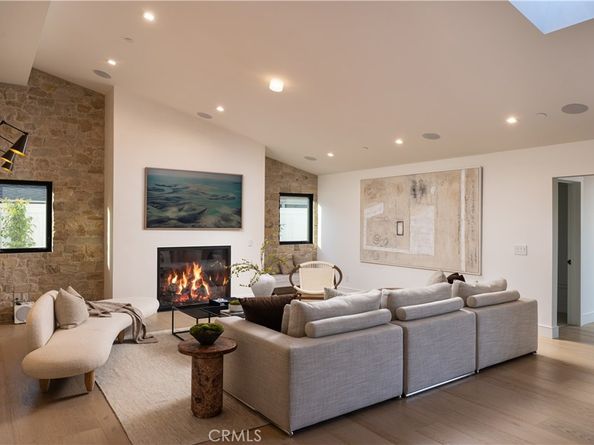 1524 Dolphin Terrace, Corona Del Mar CA 92625