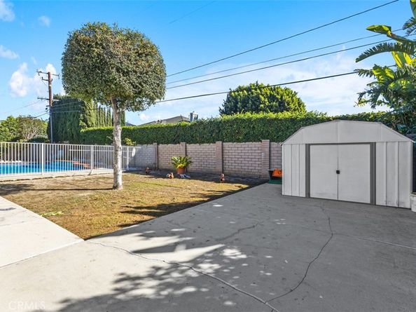 13082 Palomar, North Tustin CA 92705