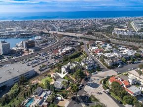 2953 Cliff Drive, Newport Beach CA 92663