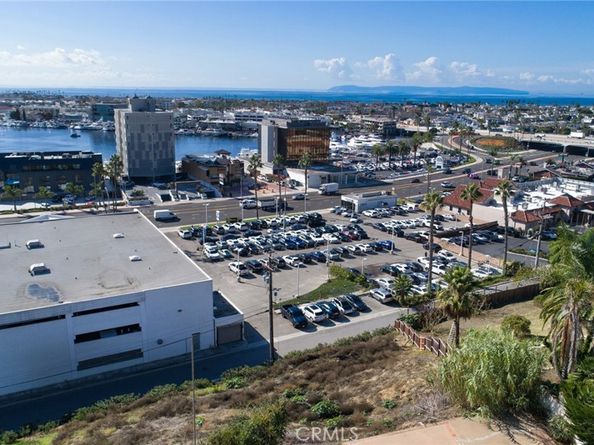 2953 Cliff Drive, Newport Beach CA 92663