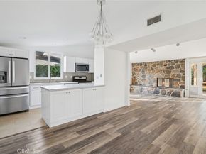 305 Nassau Road, Costa Mesa CA 92626