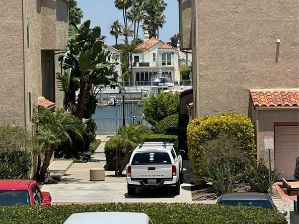 3211 Anne Circle CI102, Huntington Beach CA 92649