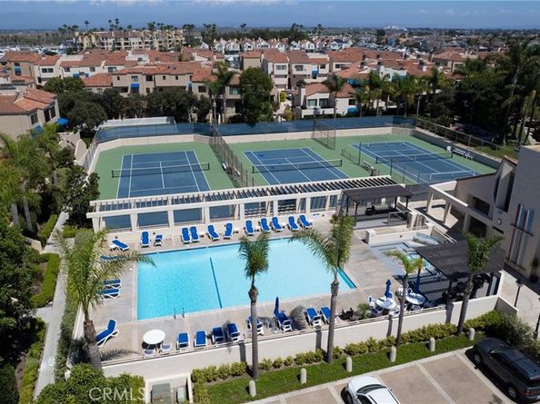 3211 Anne Circle CI102, Huntington Beach CA 92649