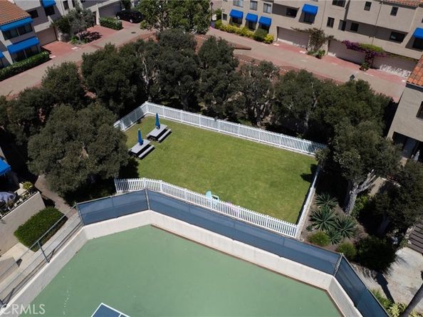 3211 Anne Circle CI102, Huntington Beach CA 92649