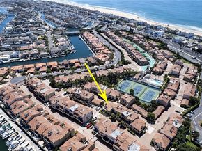 3211 Anne Circle CI102, Huntington Beach CA 92649