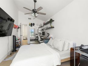 222 17th Street, Huntington Beach CA 92648