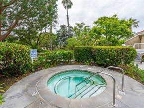 20251 Cape Coral Ln 202, Huntington Beach CA 92646