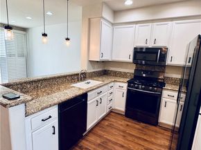 8313 E Arrowhead Way, Anaheim Hills CA 92808