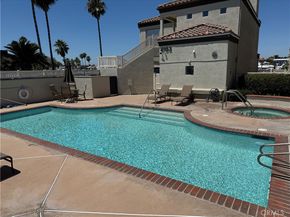 4165 Warner Avenue 202, Huntington Beach CA 92649