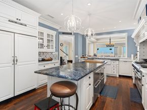 522 W Oceanfront, Newport Beach CA 92661
