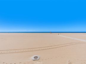 522 W Oceanfront, Newport Beach CA 92661