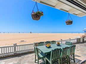 522 W Oceanfront, Newport Beach CA 92661
