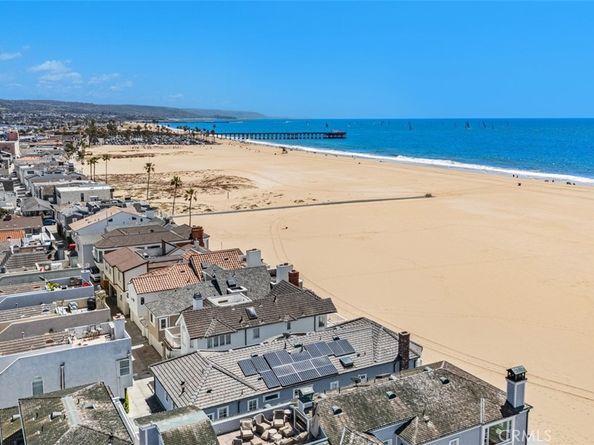 522 W Oceanfront, Newport Beach CA 92661
