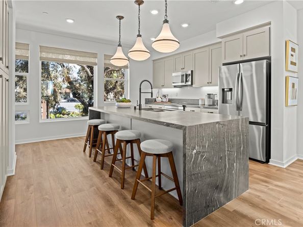 1090 Foothill Boulevard, Claremont CA 91711