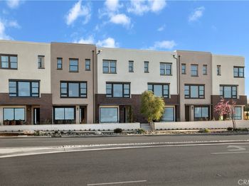 1090 Foothill Boulevard