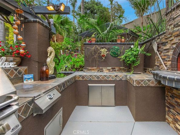 9885 Deerhaven Drive, North Tustin CA 92705