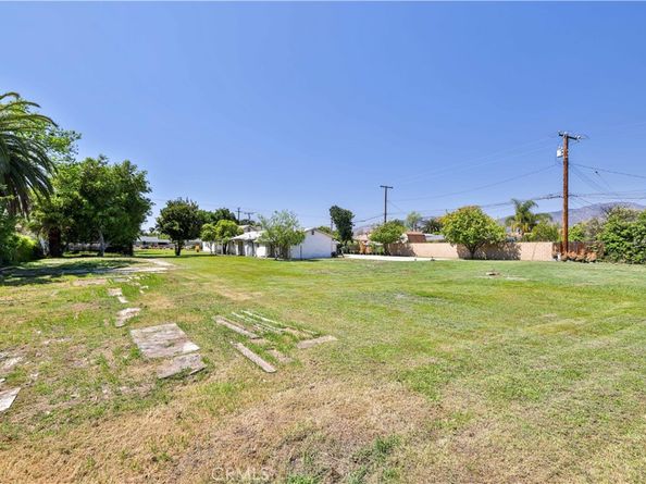 434 N Orange Avenue, West Covina CA 91790