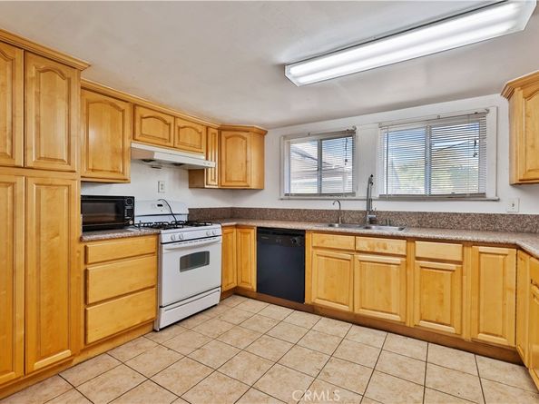 434 N Orange Avenue, West Covina CA 91790