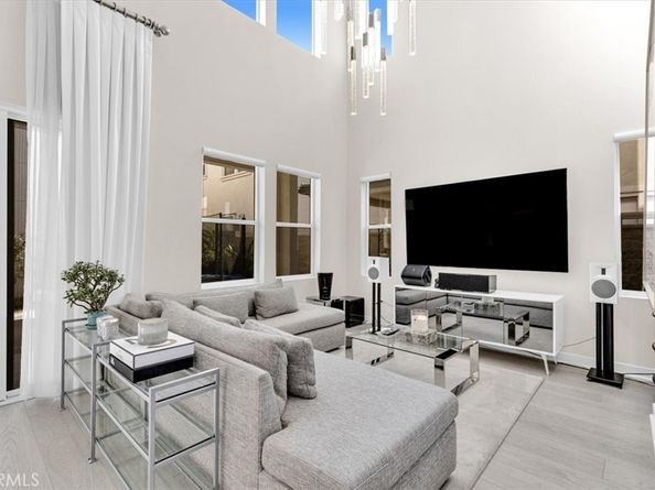 160 Brackens, Lake Forest CA 92630