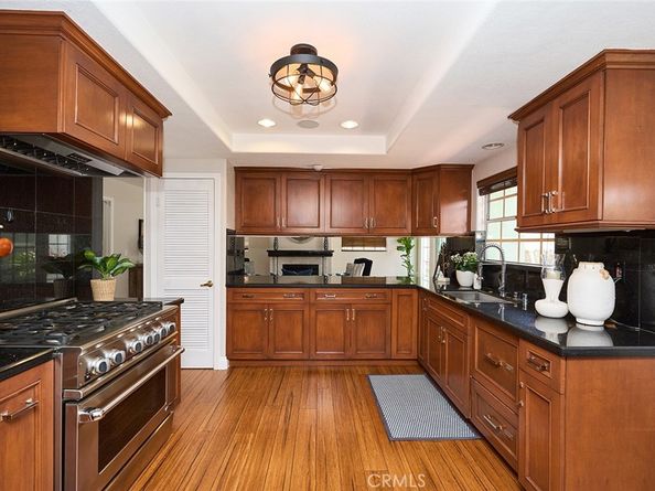 385 Park Avenue, Long Beach CA 90814