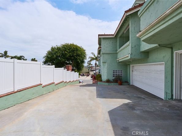 385 Park Avenue, Long Beach CA 90814