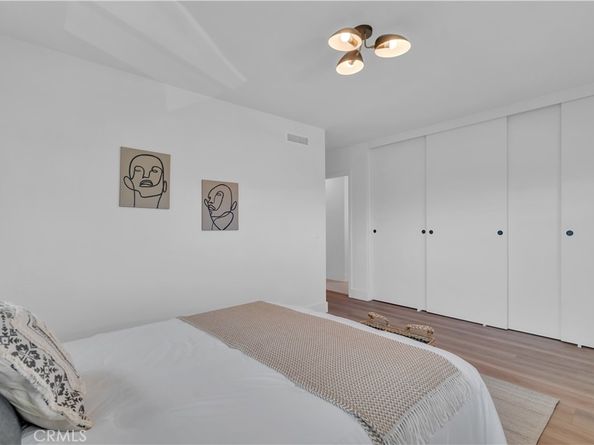 10525 S 5th Avenue, Inglewood CA 90303