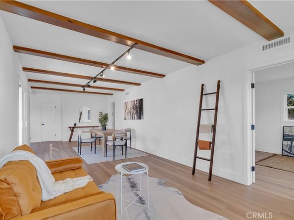 10525 S 5th Avenue, Inglewood CA 90303