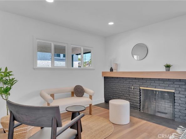 10525 S 5th Avenue, Inglewood CA 90303