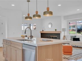 10525 S 5th Avenue, Inglewood CA 90303