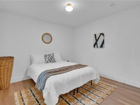 10525 S 5th Avenue, Inglewood CA 90303