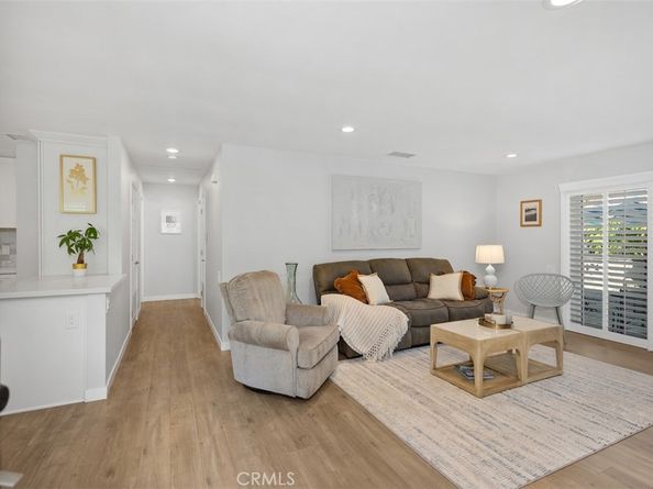 5345 Bahia Blanca W D, Laguna Woods CA 92637
