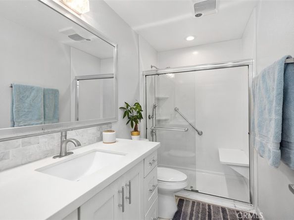 5345 Bahia Blanca W D, Laguna Woods CA 92637